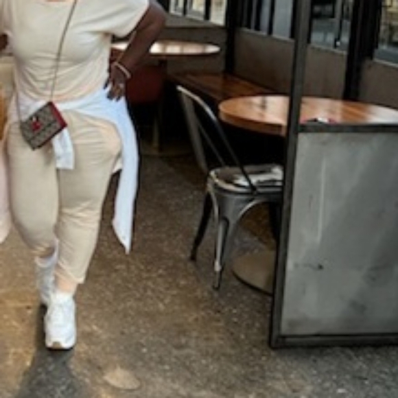 Nike Air Max Women's 90 LV8 color Sail/Phantom/Light Orewood Brown - Picture 4 of 9